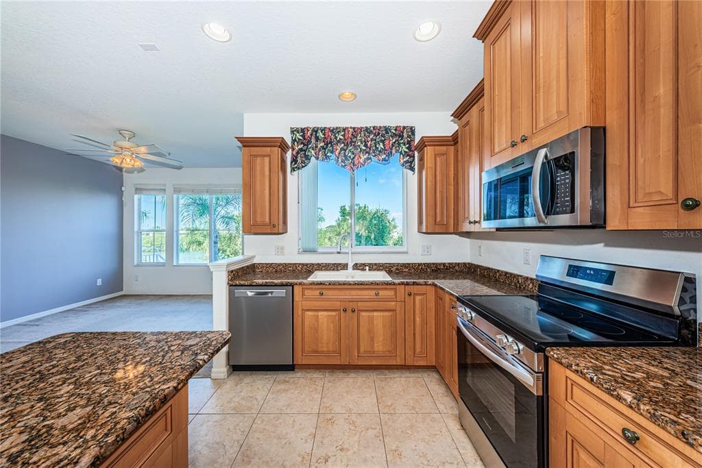 4324 SPINNAKER COVE LANE photo 20