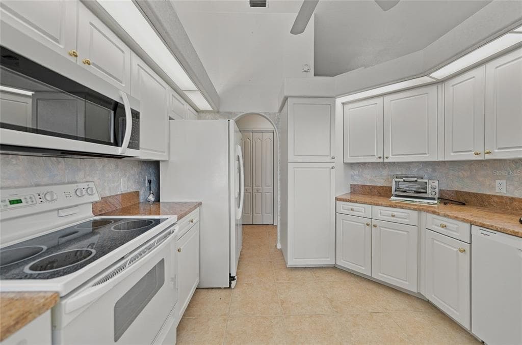 459 VALLETTA COURT photo 17
