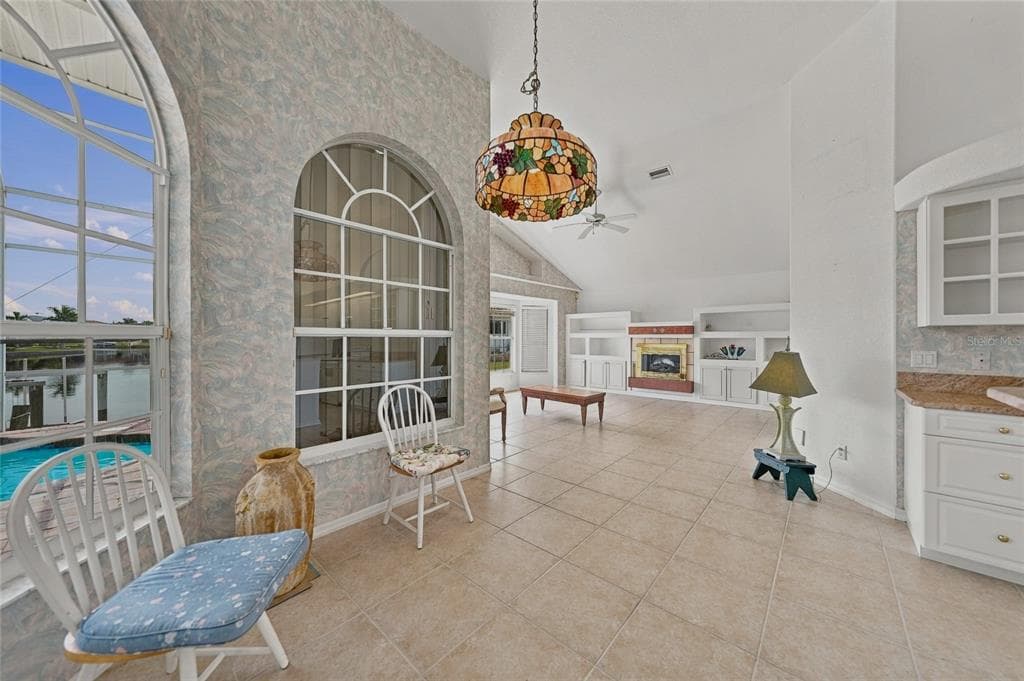 459 VALLETTA COURT photo 12