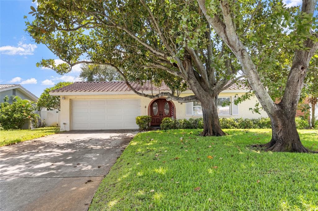 6232 43RD AVENUE N photo 1