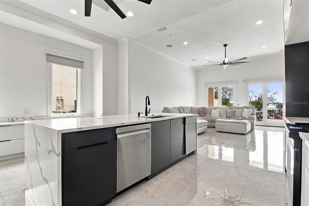 1022 PASEO DEL RIO NE 1022 photo 6