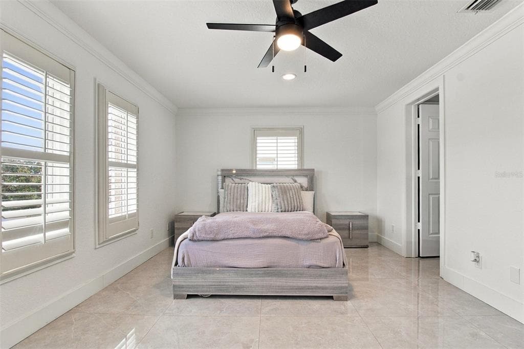 1022 PASEO DEL RIO NE 1022 photo 24