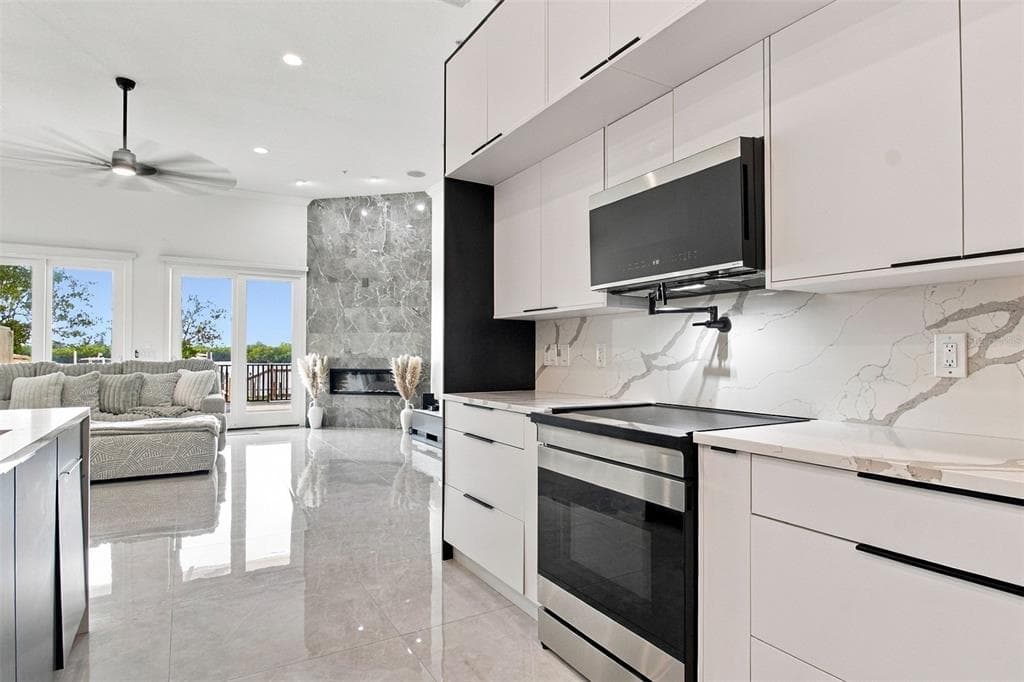 1022 PASEO DEL RIO NE 1022 photo 8
