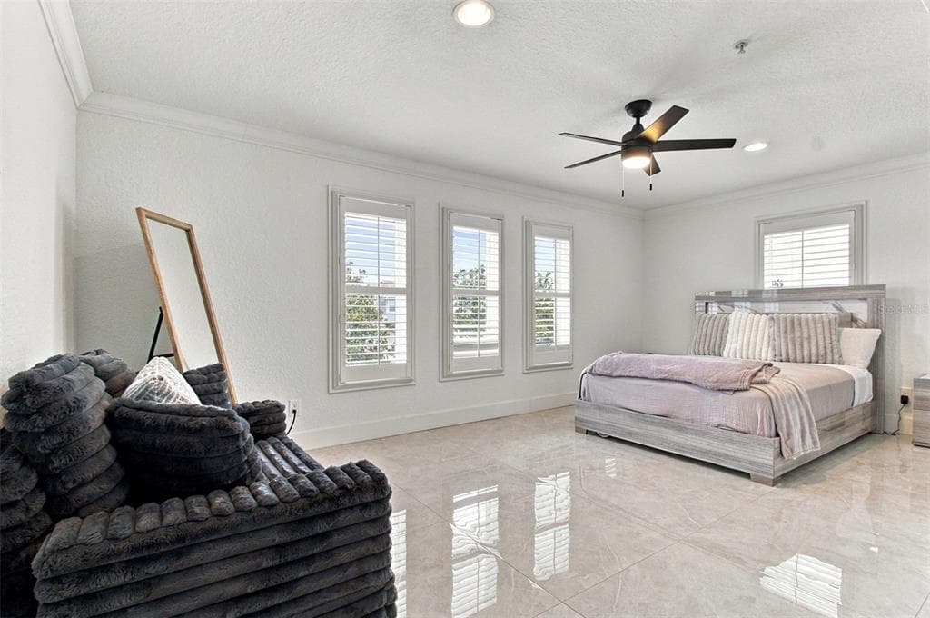 1022 PASEO DEL RIO NE 1022 photo 25