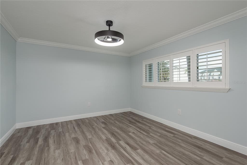 311 ISLAND WAY 101 photo 22
