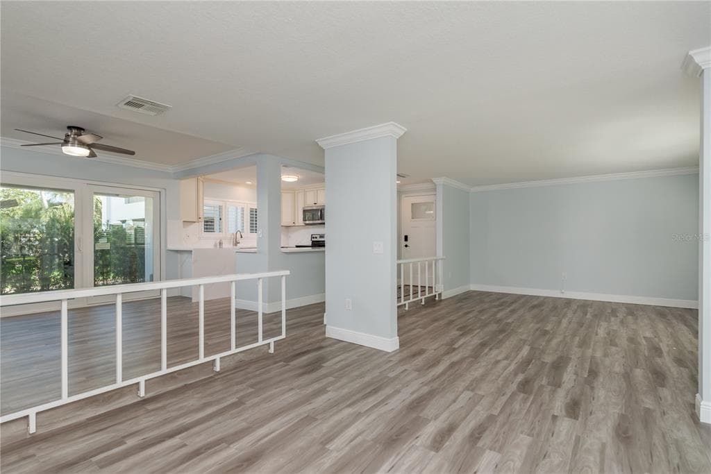 311 ISLAND WAY 101 photo 24