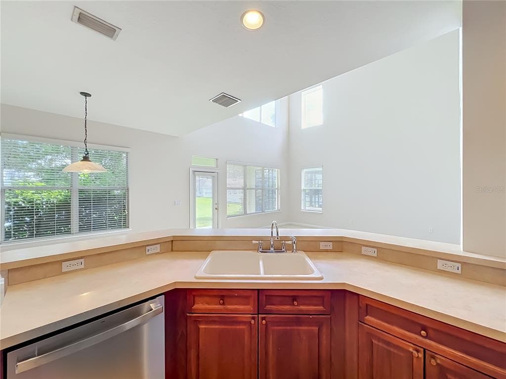 12809 HOLDENBURY LANE photo 16