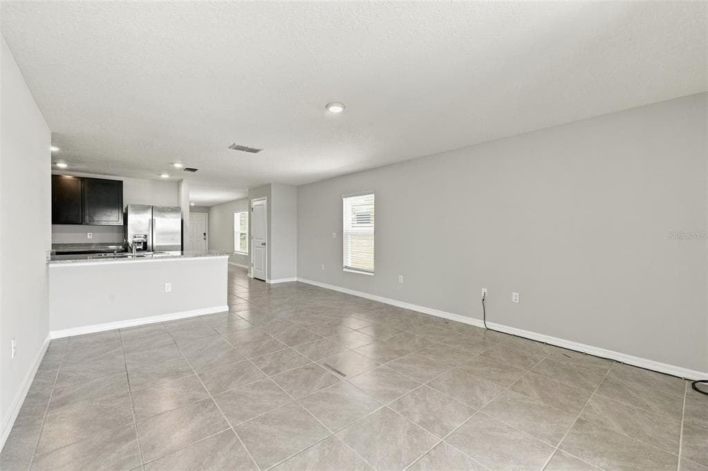 1172 7TH AVENUE NW photo 13