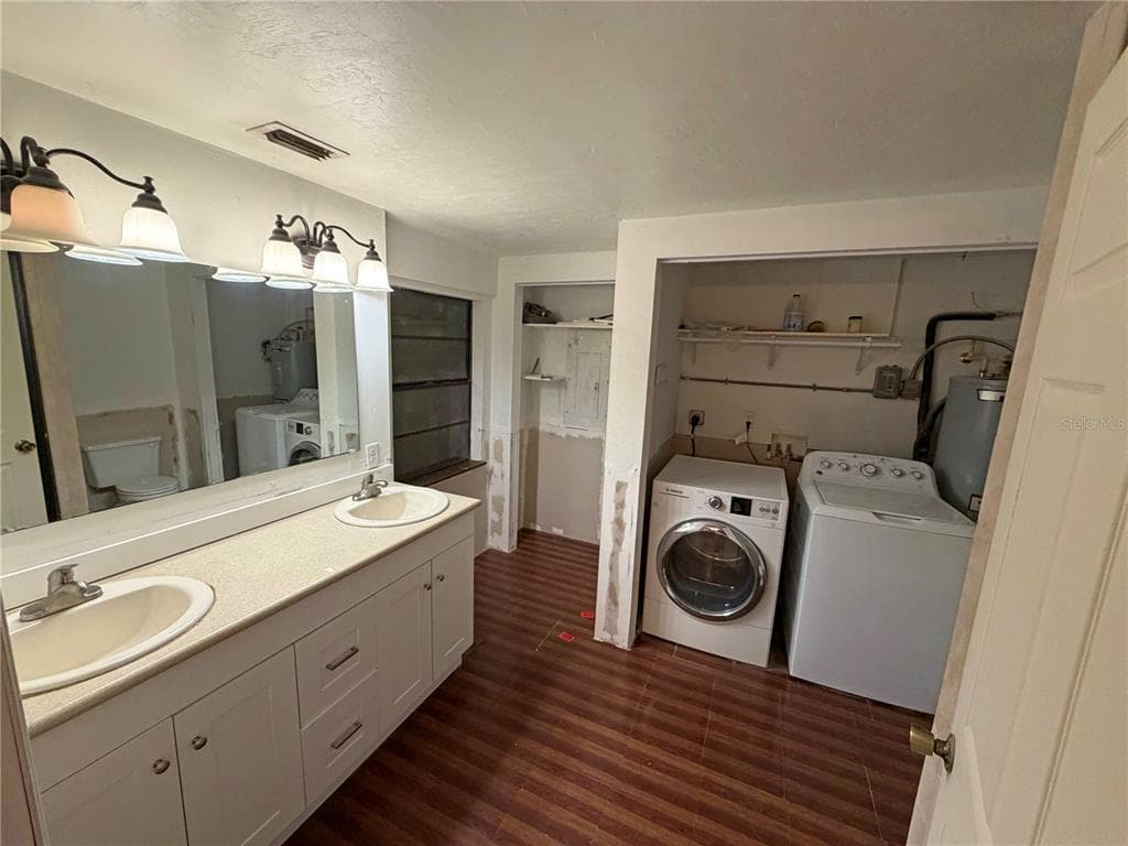 18152 SW 111TH STREET photo 9