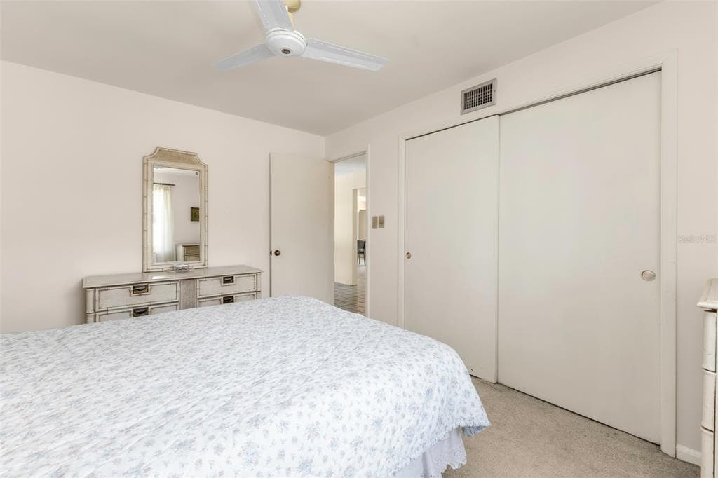 160 ANNAPOLIS LANE photo 19