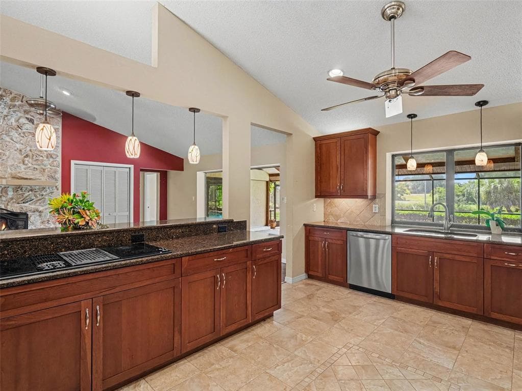 4375 SEDLEY LANE photo 11