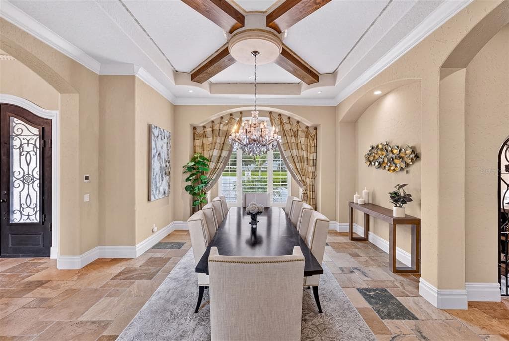 6113 GROSVENOR SHORE DRIVE photo 13