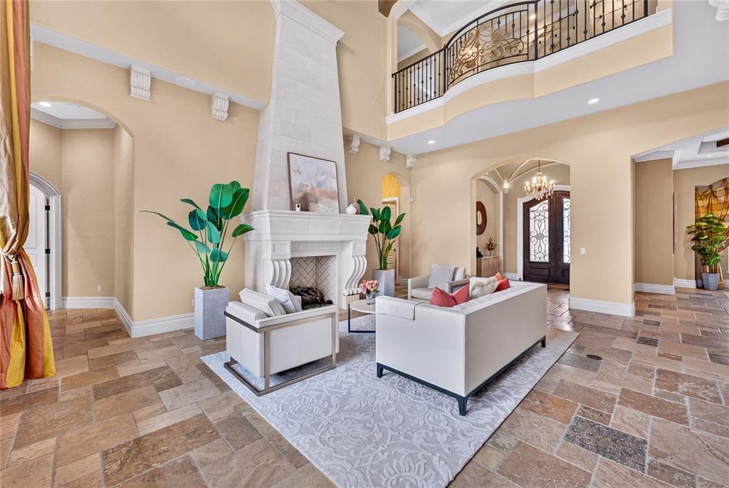 6113 GROSVENOR SHORE DRIVE photo 7
