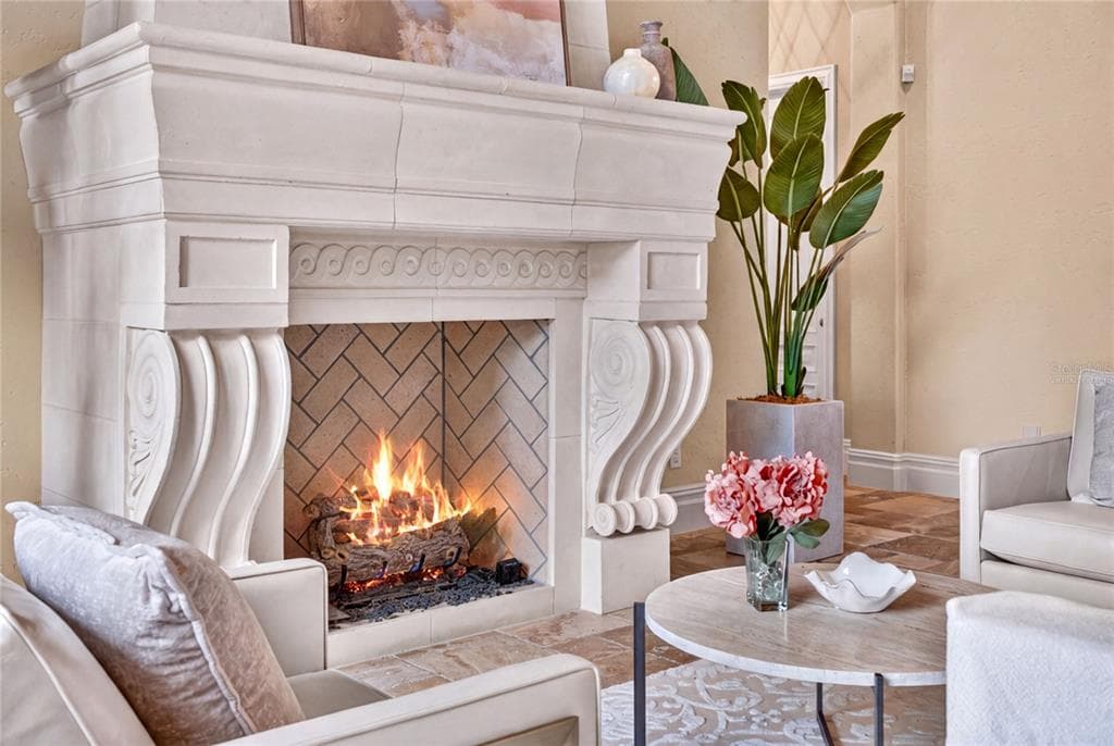 6113 GROSVENOR SHORE DRIVE photo 9