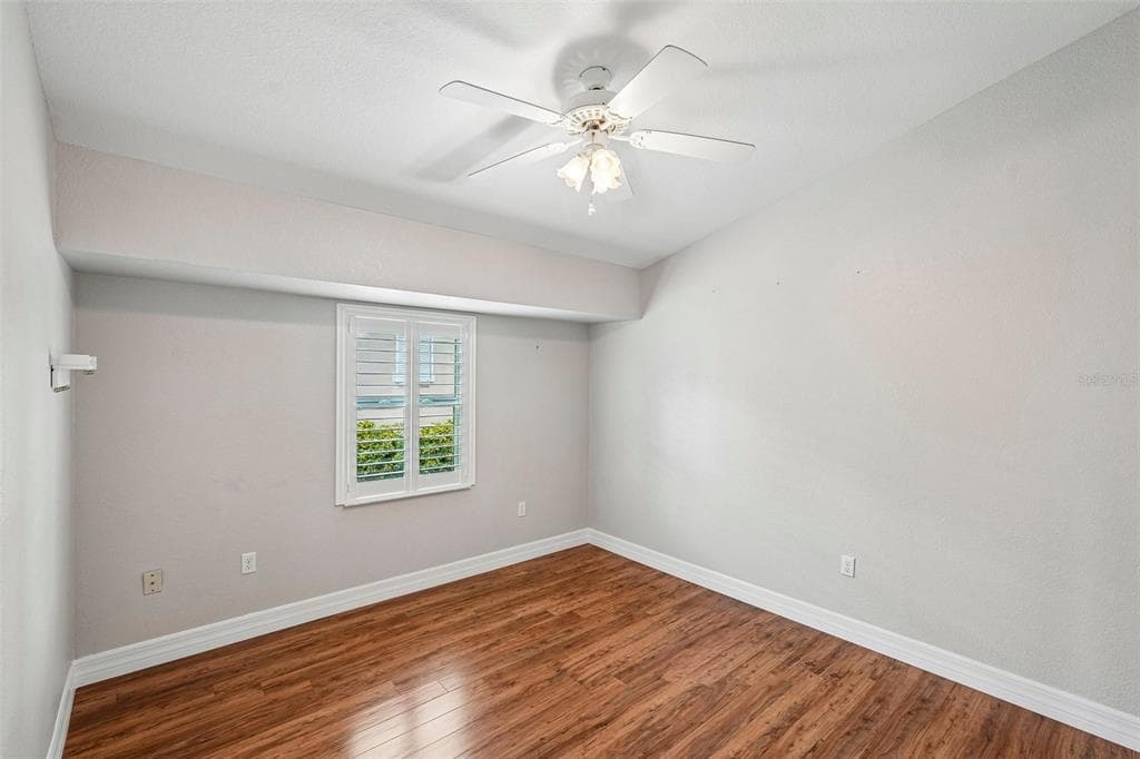 1217 SEA BREEZE COURT photo 23