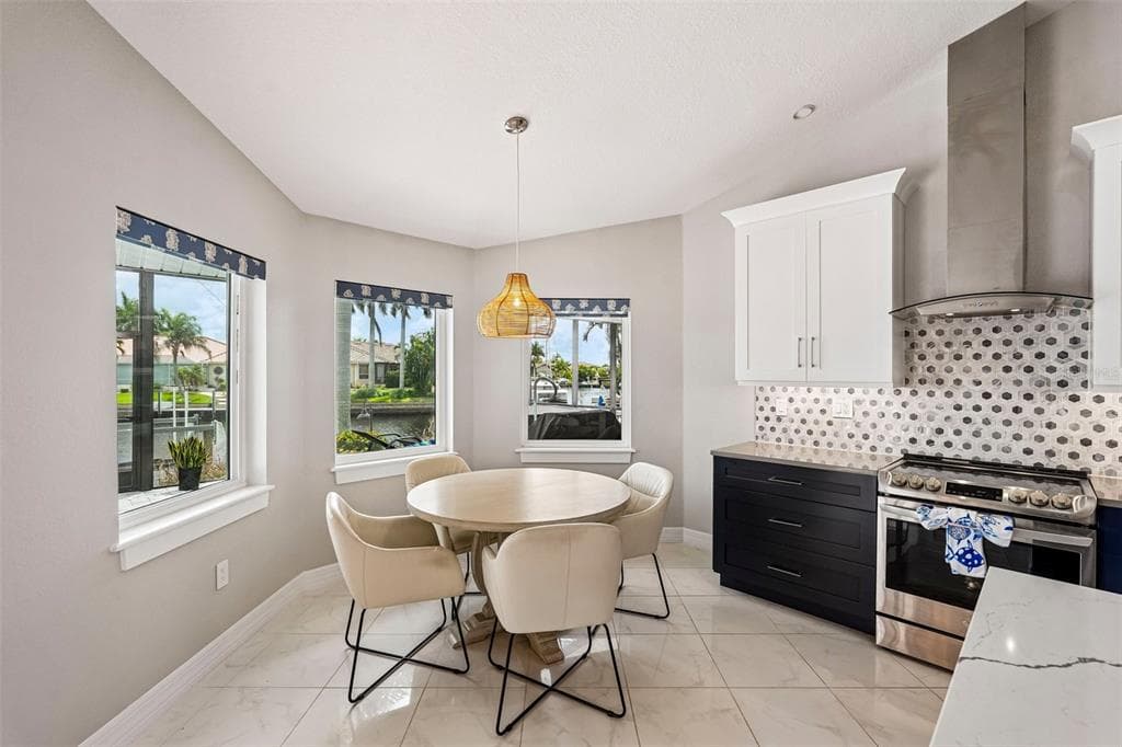 1217 SEA BREEZE COURT photo 18