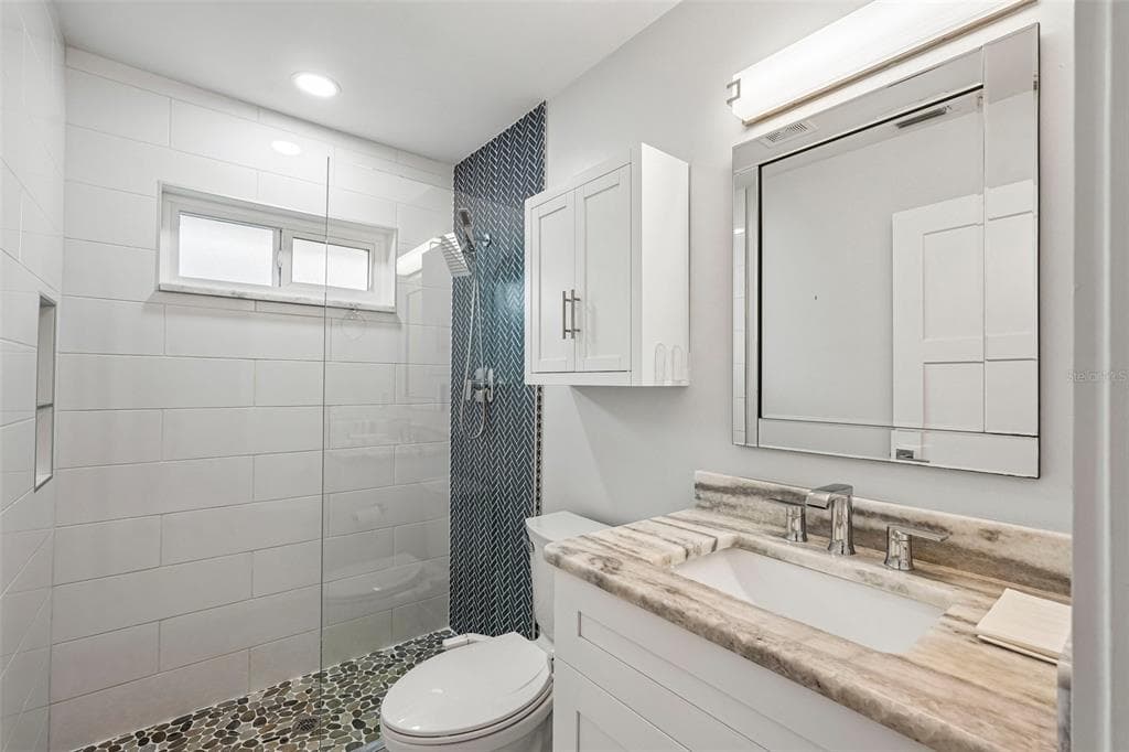 1217 SEA BREEZE COURT photo 25