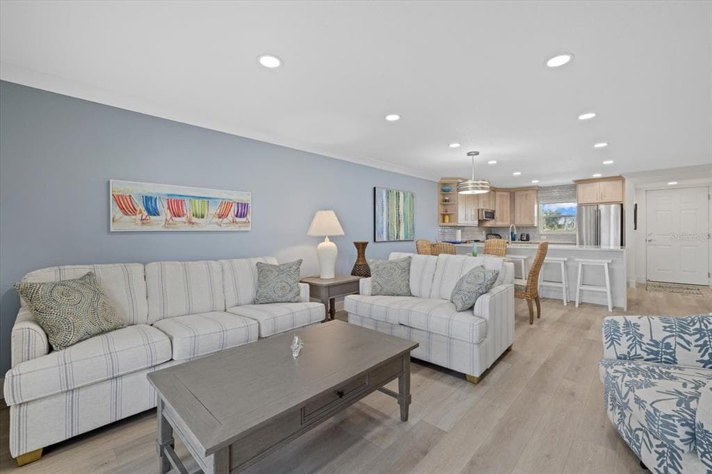 9393 MIDNIGHT PASS ROAD 302 photo 11