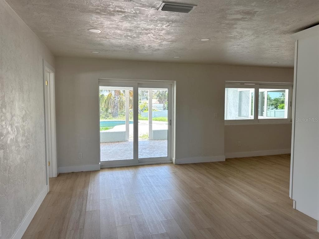 4568 40TH STREET S photo 6