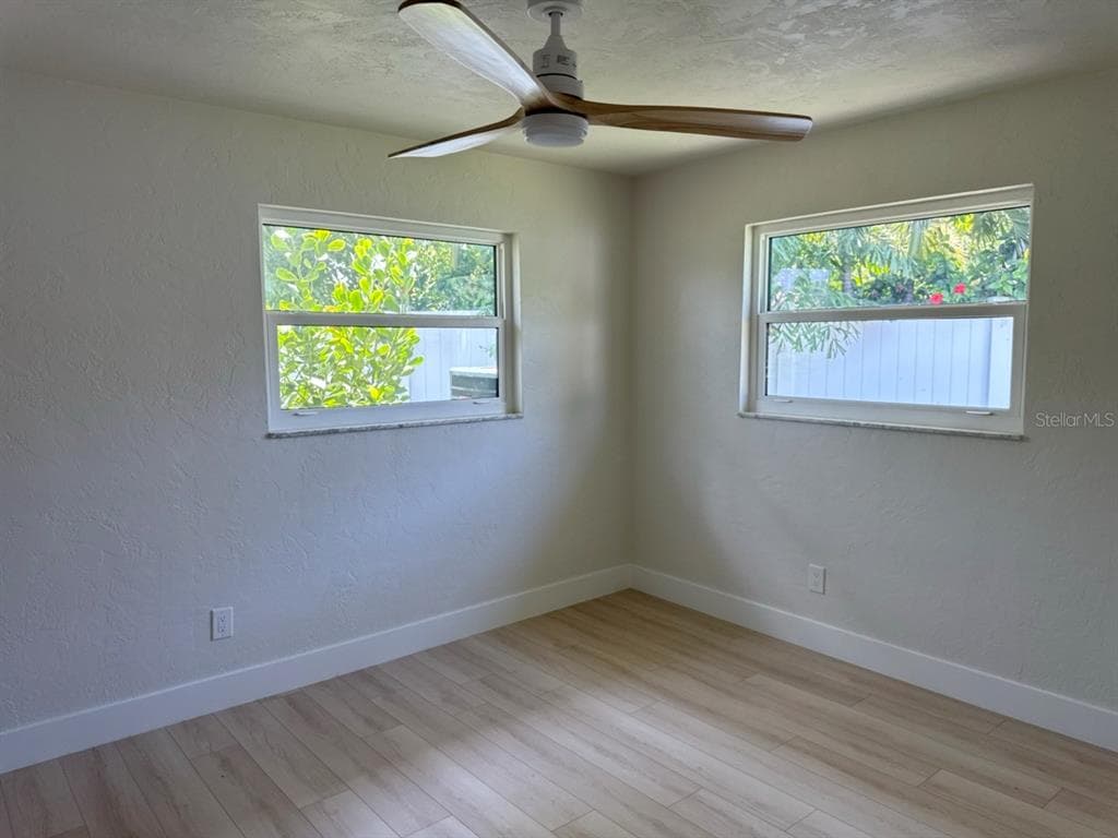 4568 40TH STREET S photo 13