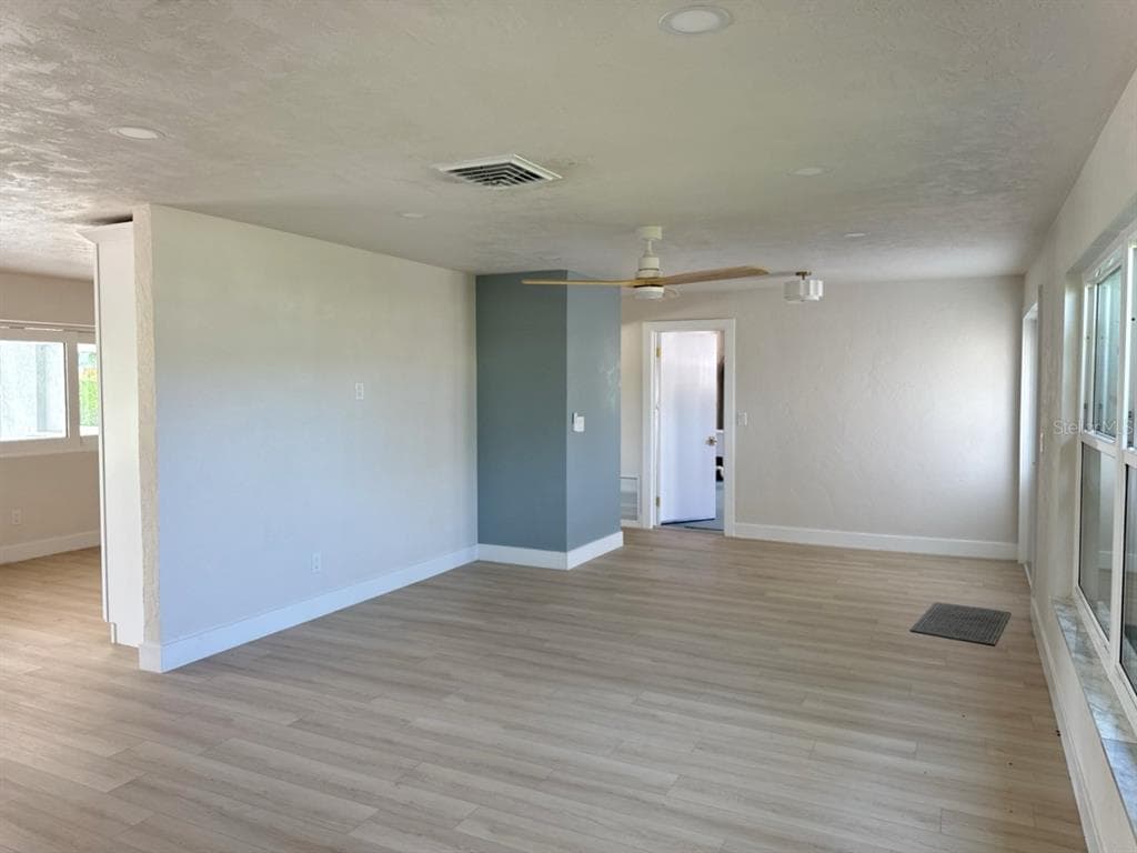4568 40TH STREET S photo 5