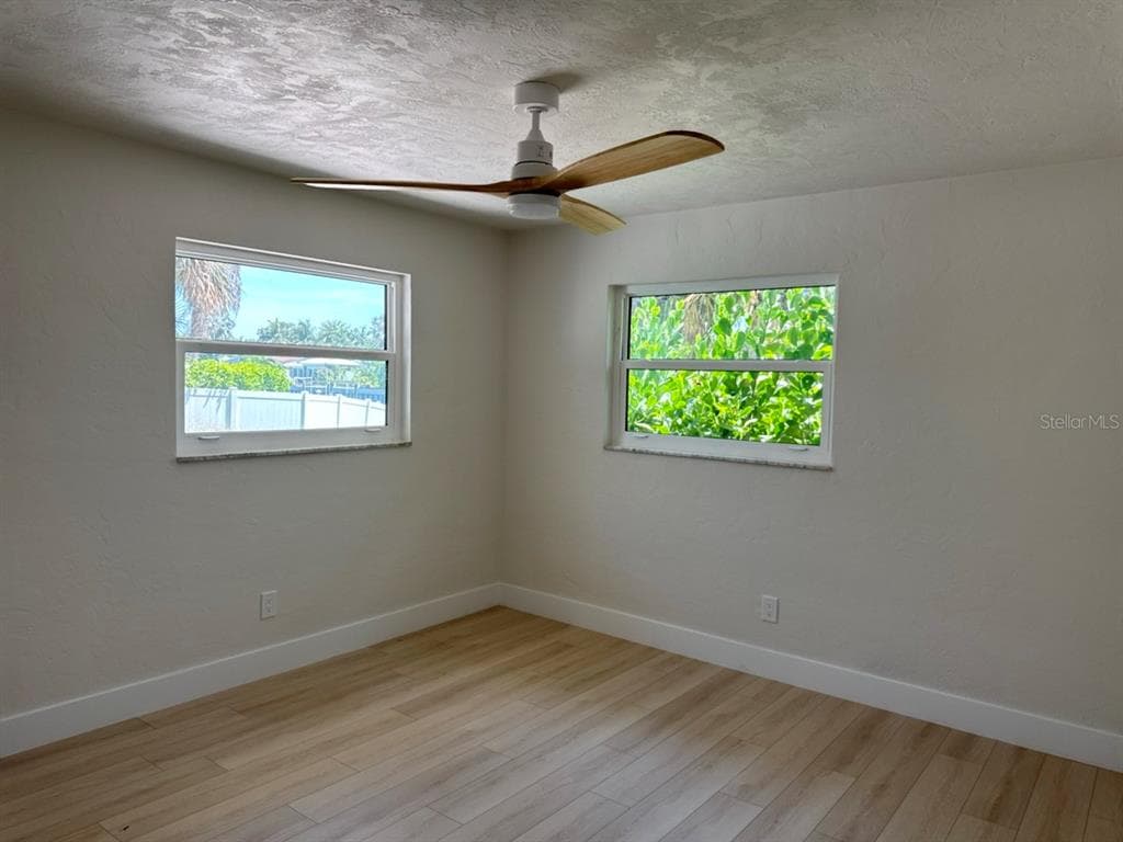 4568 40TH STREET S photo 14