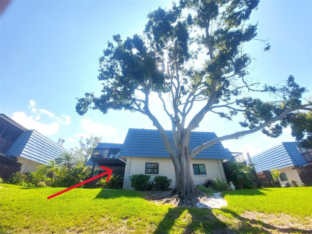 9446 TRADEWINDS AVENUE photo 1