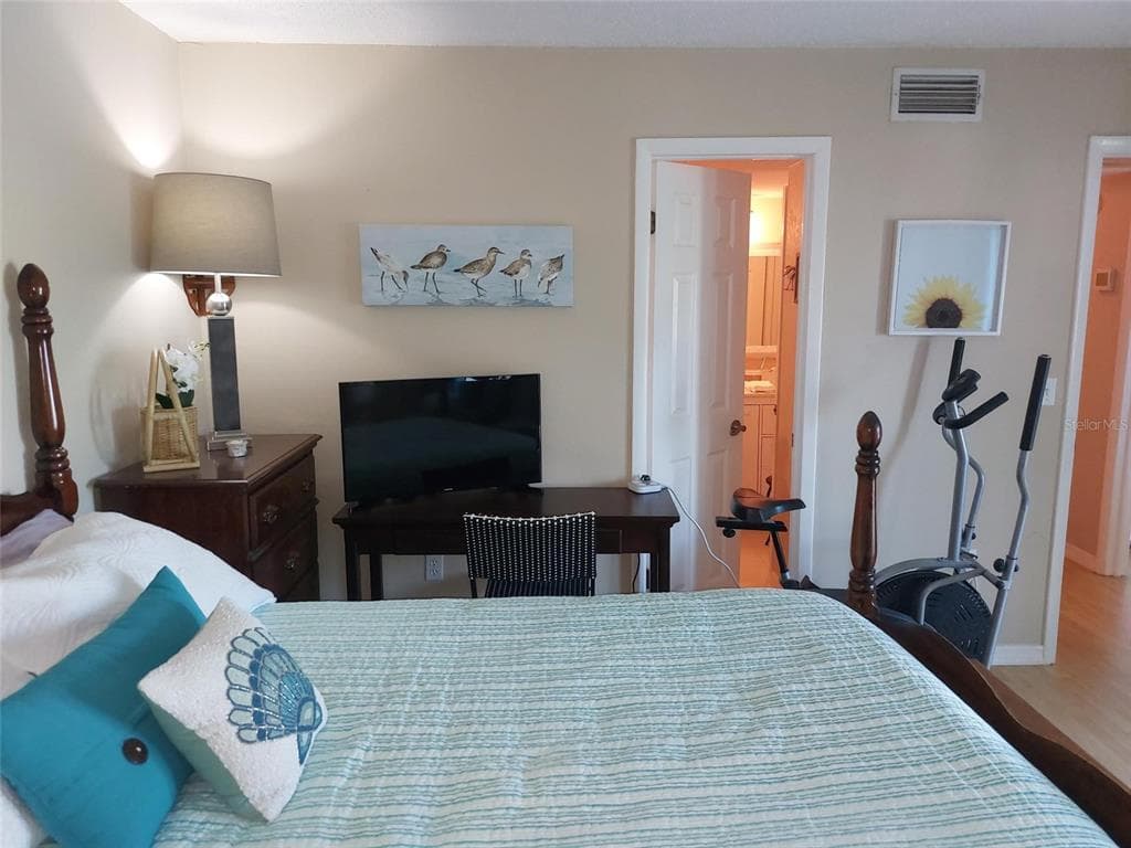 9446 TRADEWINDS AVENUE photo 24