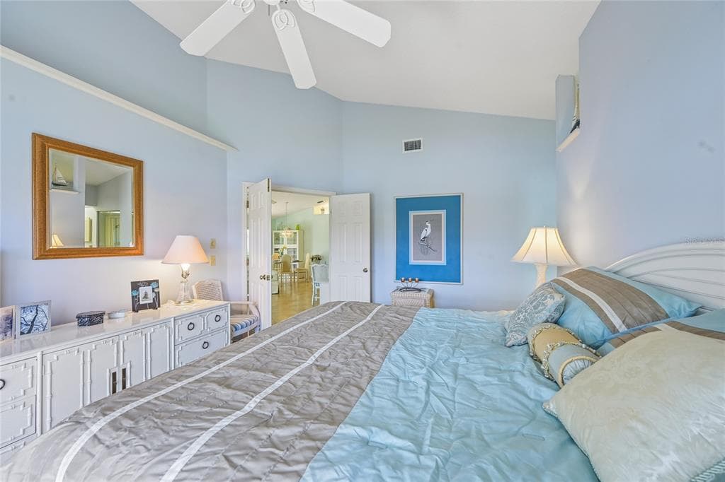 805 HARRINGTON LAKE DRIVE N 76 photo 18