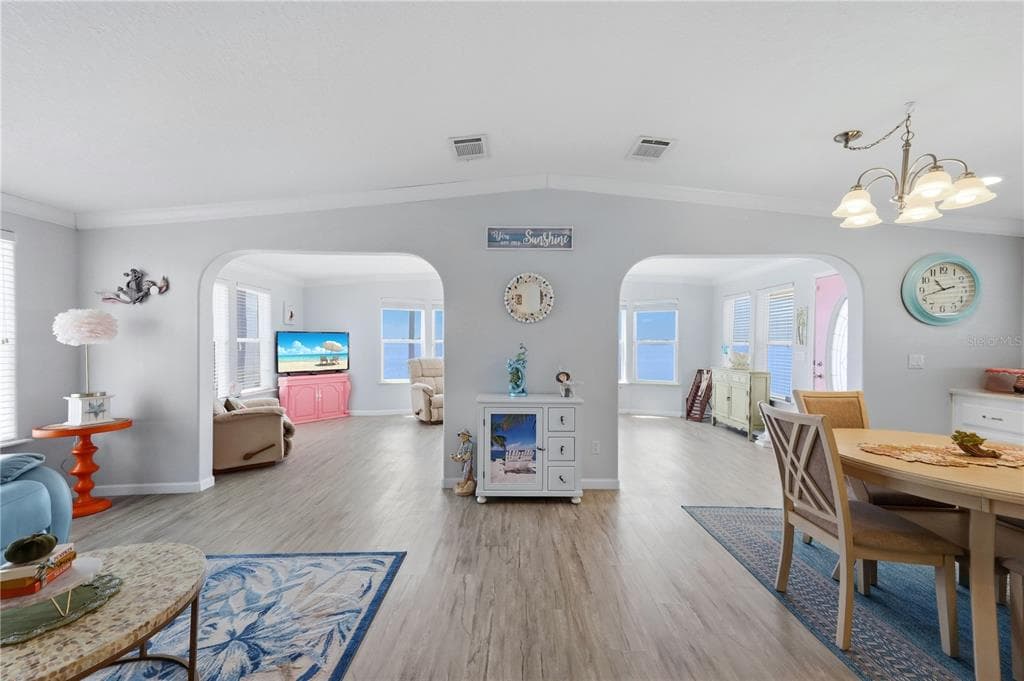 34 BAYVIEW DRIVE photo 16