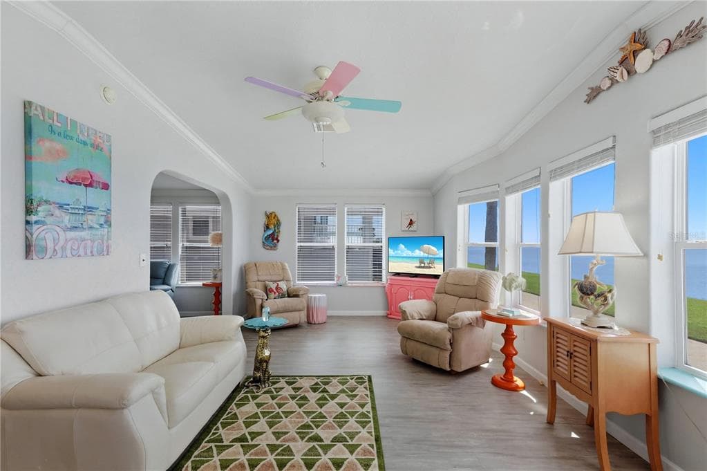 34 BAYVIEW DRIVE photo 12