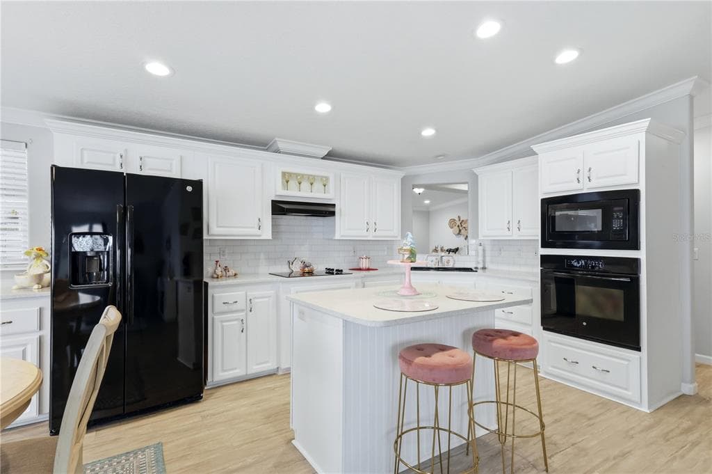34 BAYVIEW DRIVE photo 20