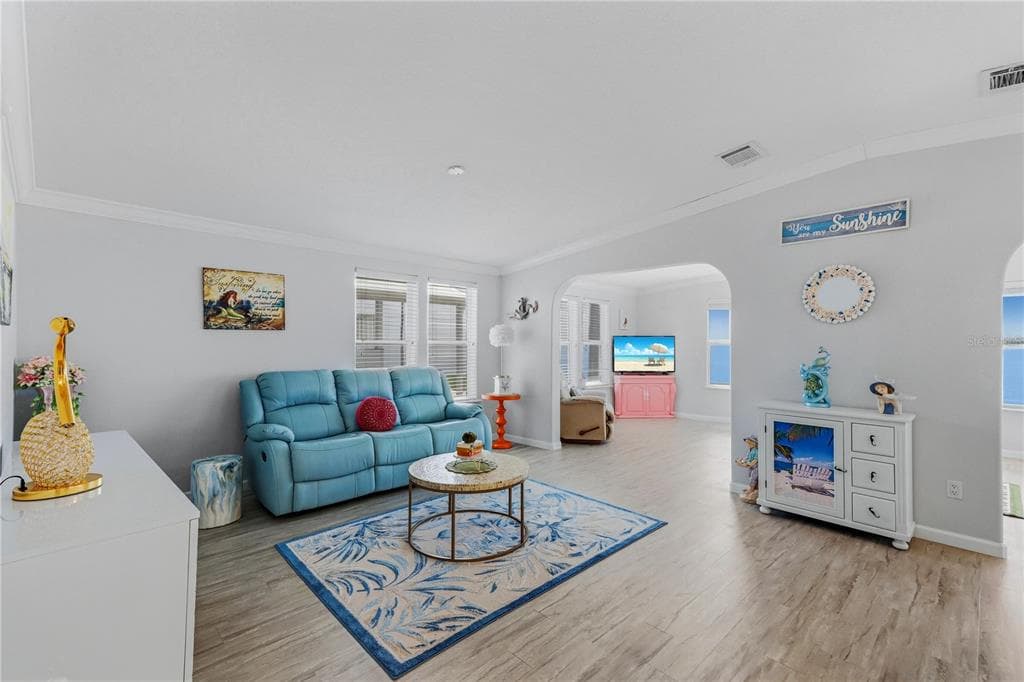 34 BAYVIEW DRIVE photo 15