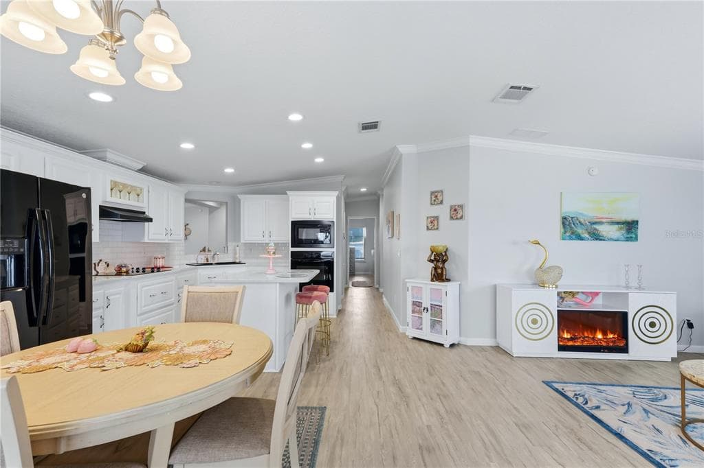34 BAYVIEW DRIVE photo 19