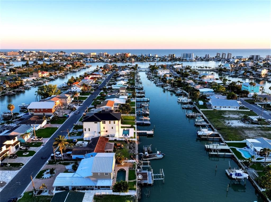506 CRYSTAL DRIVE 4