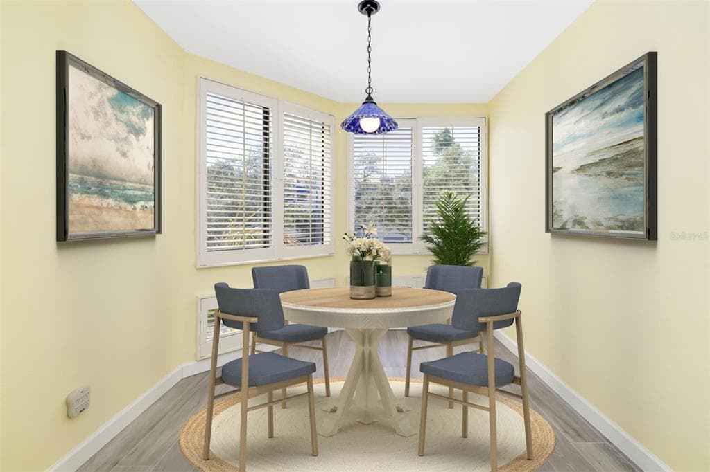 1920 HARBOURSIDE DRIVE 1003 photo 11