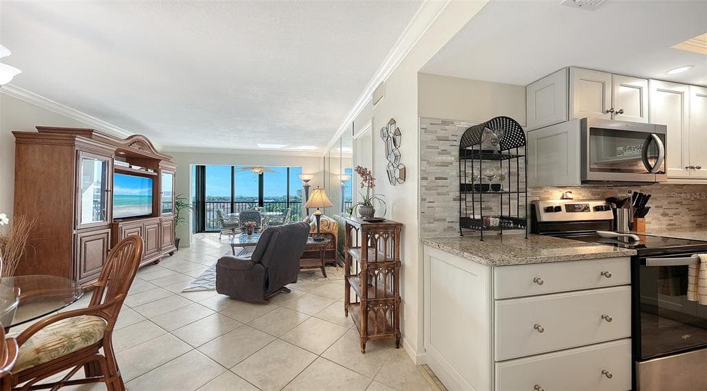 5855 MIDNIGHT PASS ROAD 605 photo 6