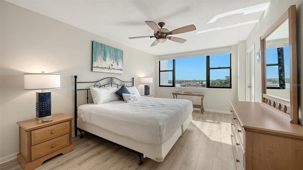 5855 MIDNIGHT PASS ROAD 605 photo 25