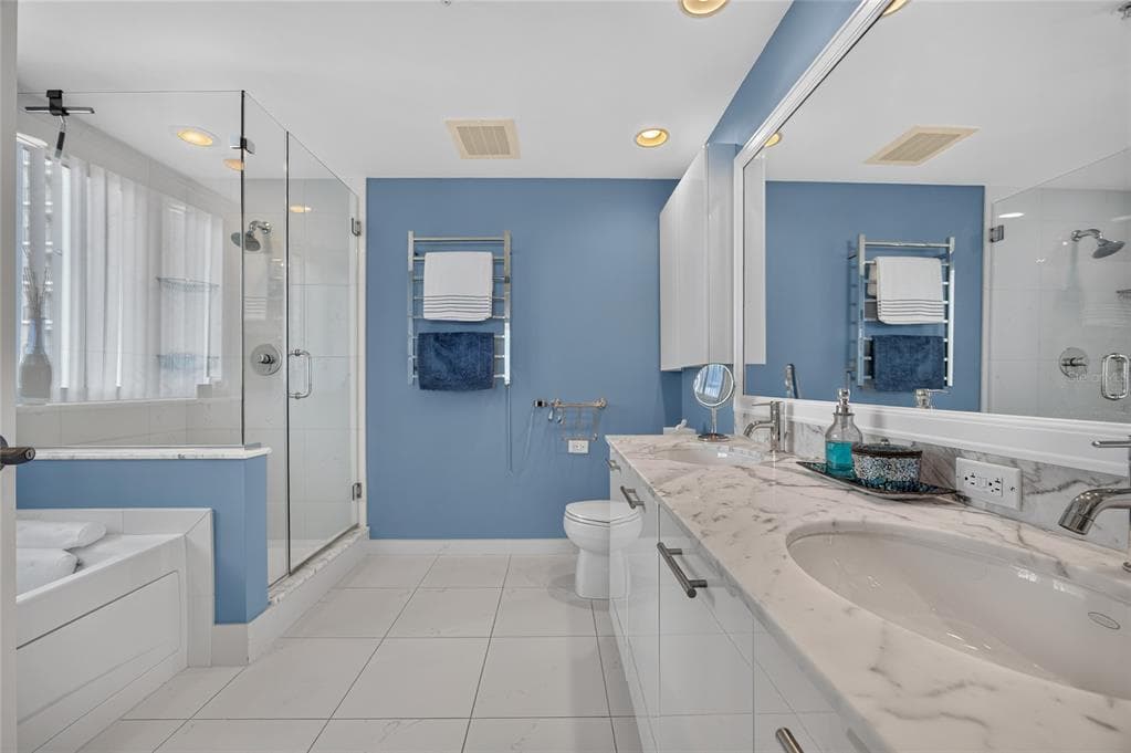 3000 OASIS GRAND BOULEVARD 1007 photo 22