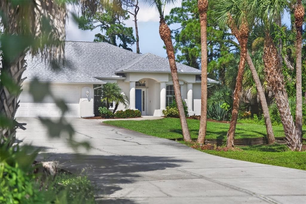 150 N OXFORD DRIVE photo 4