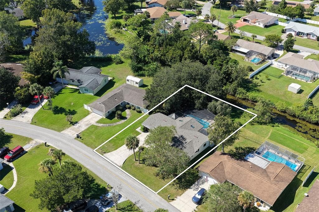 83 FARRAGUT DRIVE photo 12