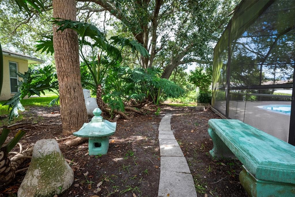 83 FARRAGUT DRIVE photo 10
