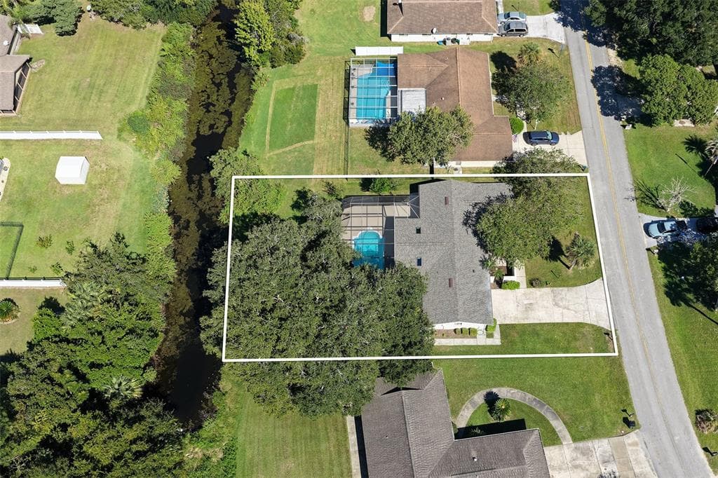 83 FARRAGUT DRIVE photo 11