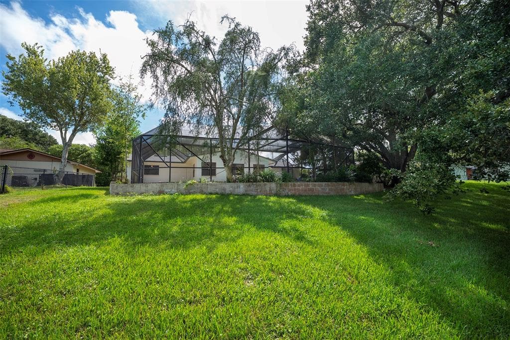 83 FARRAGUT DRIVE photo 8