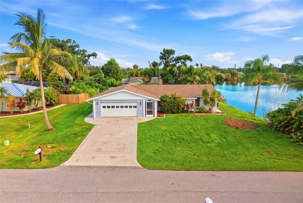 3667 CAROL LANE photo 2