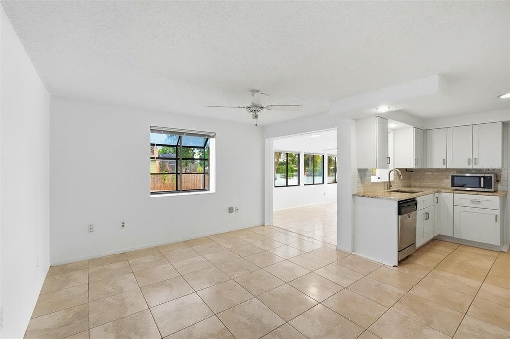 3667 CAROL LANE photo 24