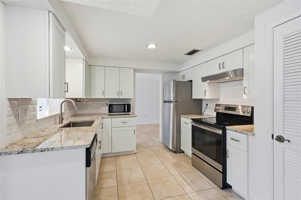 3667 CAROL LANE photo 18
