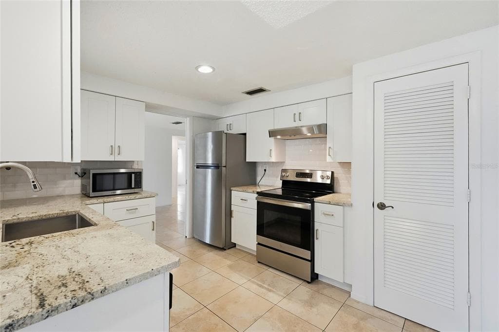 3667 CAROL LANE photo 19