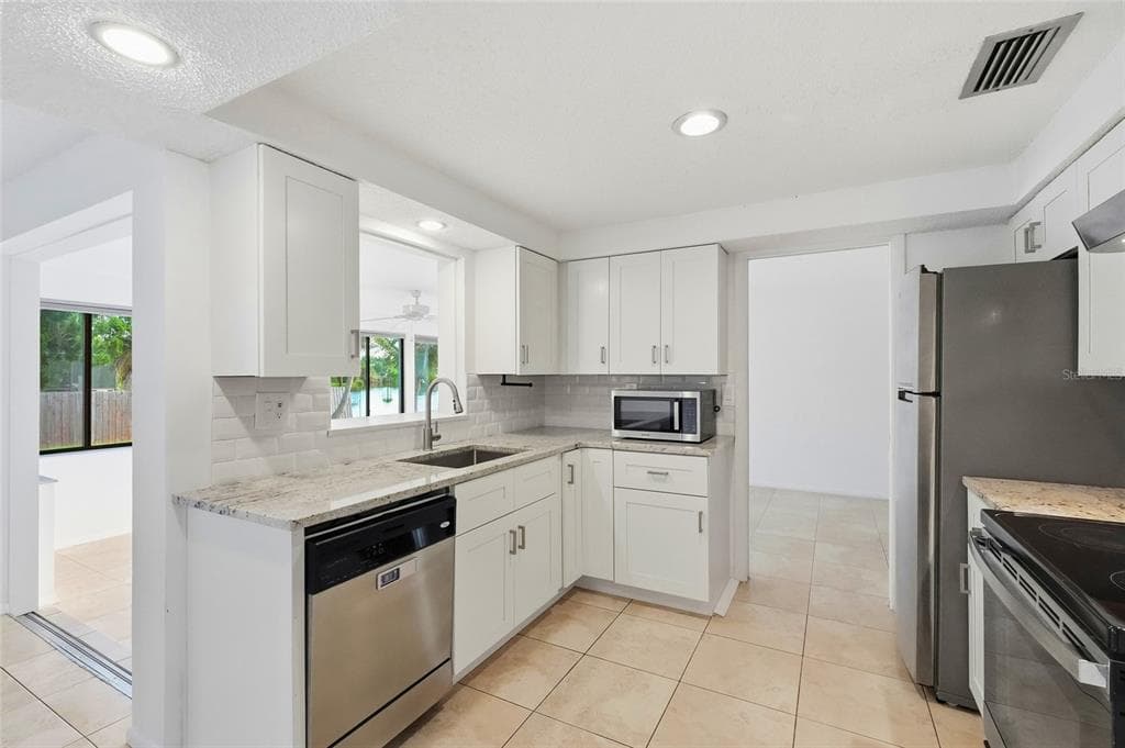 3667 CAROL LANE photo 21