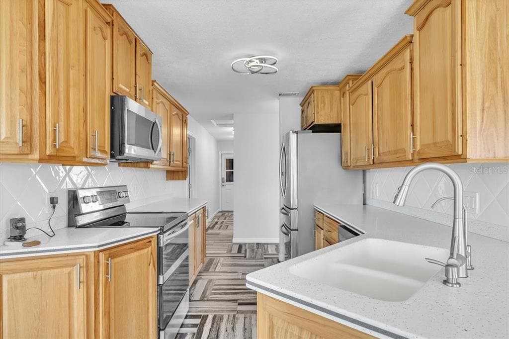 795 S ELLICOTT CIRCLE photo 14